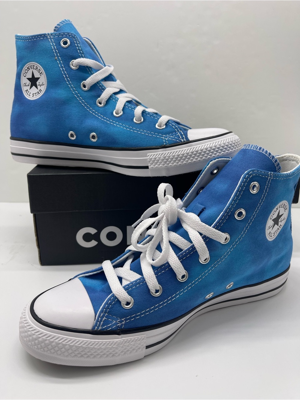 Converse • WMNS A11777F CTAS HI GNARLY BLUE/BLUE/WHITE Sneakers - Picture 10 of 16